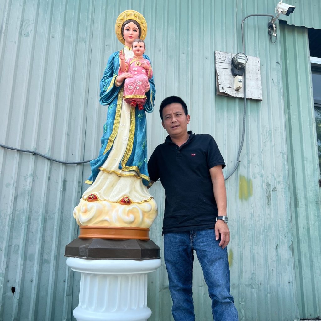 Tượng Đức Mẹ La Vang mẫu đẹp và sang trọng- Thánh Địa Đức Mẹ La Vang Quảng Trị - Mẹ La Vang 15 20 25 cm 30 35 40 50 60 70 80 1 mét 1m2 140 cm 1m6 2 mét tượng đức mẹ la vang Tượng Đức Mẹ La Vang ở dấu Đức Mẹ La Vang ở Huế Đức Mẹ La Vang Quảng Trị Tượng Đức Mẹ La Vang có Hình ảnh Đức Mẹ La Vang Hành hương Đức Mẹ La Vang Nhà thờ Đức Mẹ La Vang Thuyết minh về Thánh địa La Vang Quảng Trị