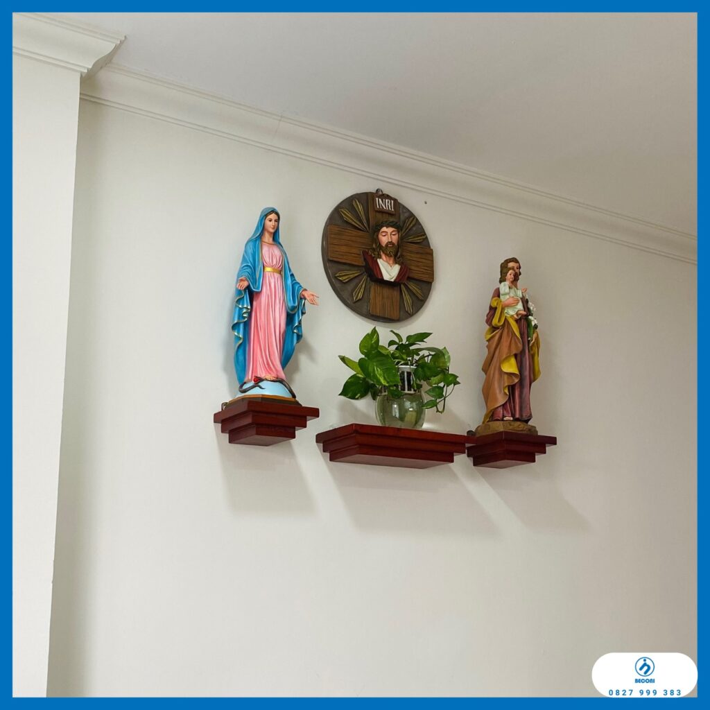 mua bàn thờ chúa ở mỹ - bàn thờ công giáo - kích thước bàn thờ công giáo - bàn thờ công giáo gồm những gì- bàn thờ công giáo tphcm - bàn thờ thiên chúa hà nội - trang trí bàn thờ công giáo - cách bố trí bàn thờ chúa trong phòng khách - bố trí bàn thờ công giáo cách đặt bàn thờ chúa trong nhà bàn thờ công giáo hà nội bàn thờ công giáo bình dương bàn thờ công giáo phòng khách