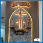 Bàn thờ Chúa phòng khách Bàn thờ Chúa và bàn thờ gia tiên Thiết kế bàn thờ Chúa trong phòng khách Thiết kế bàn thờ Công giáo Bàn thờ Công giáo và tổ tiên Bàn thờ Công Giáo gồm những gì Bàn thờ Chúa phòng khách bàn thờ chúa - mẫu đương đại Bàn thờ Chúa và bàn thờ gia tiên Thiết kế bàn thờ Chúa trong phòng khách Mẫu bàn thờ Chúa và ông bà Kích thước bàn thờ Công Giáo