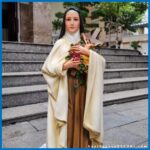 tượng thánh teresa bà thánh teresa