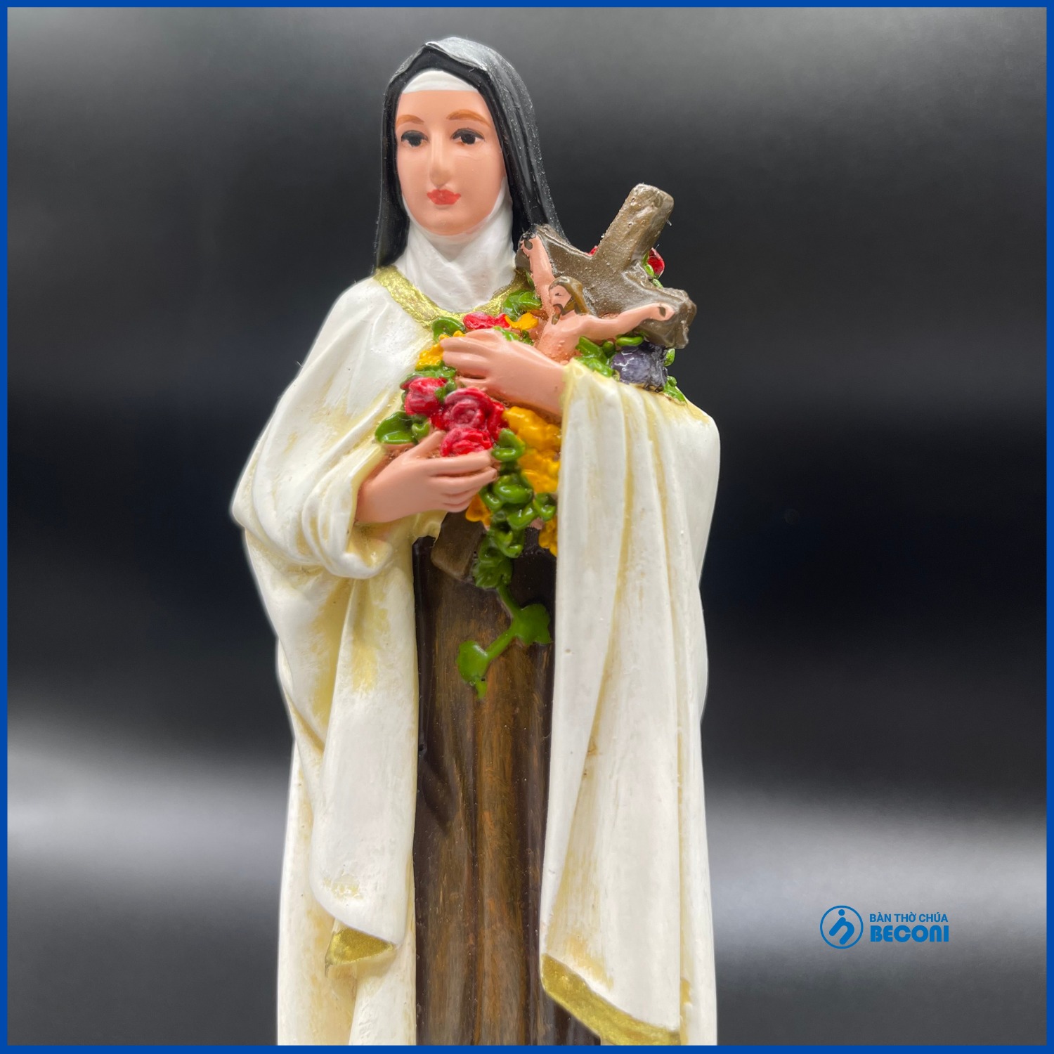 Handcrafted St. Thérèse Mini Statue – Catholic Little Flower Gift | Polyresin Religious Decor