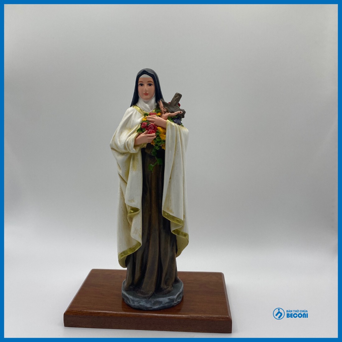 Tượng Thánh Teresa để trên xe ô tô (xe hơi) – Quà Tặng Công Giáo