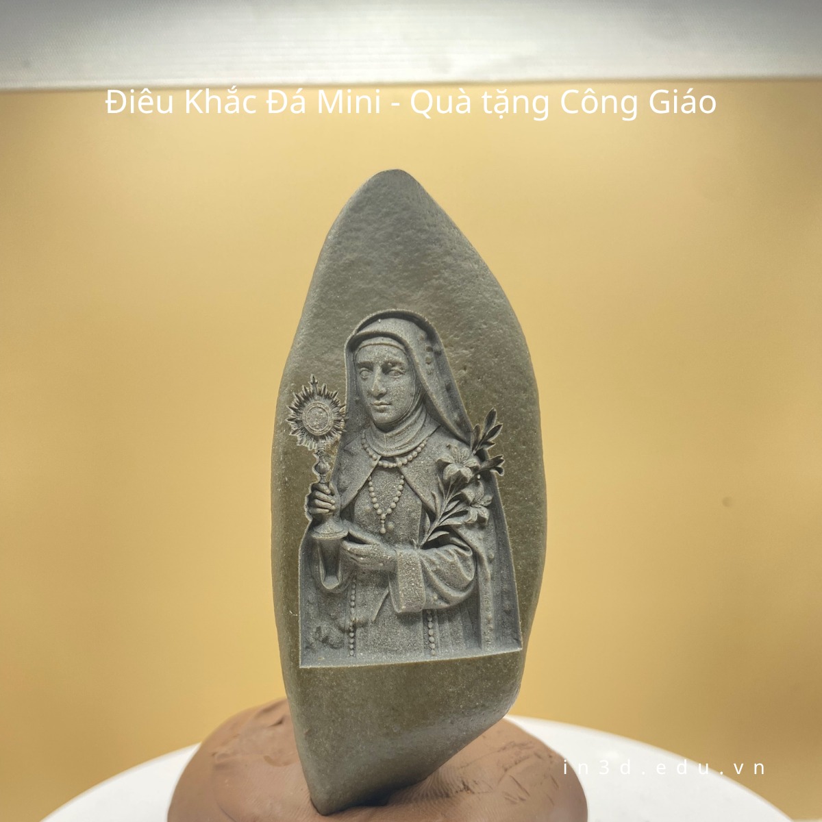 Phù điêu Thánh nữ Teresa Hài Đồng Giesu Mini